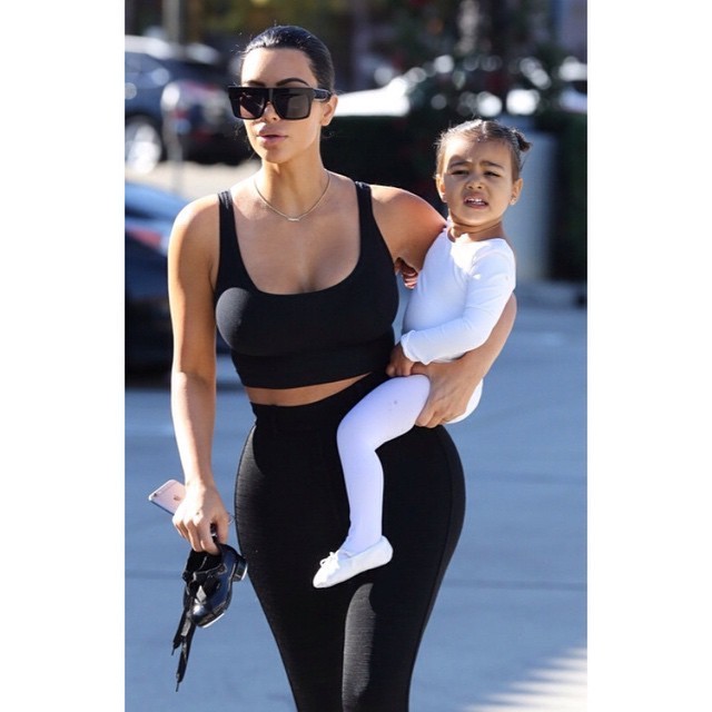 cheniershinyey:  In the words of Winehouse, guess who’s “Back to Black”. #KimK