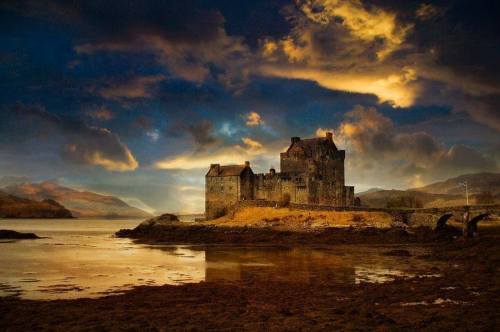 mysticallion:  The magic and mystery of mystical Scotland. 