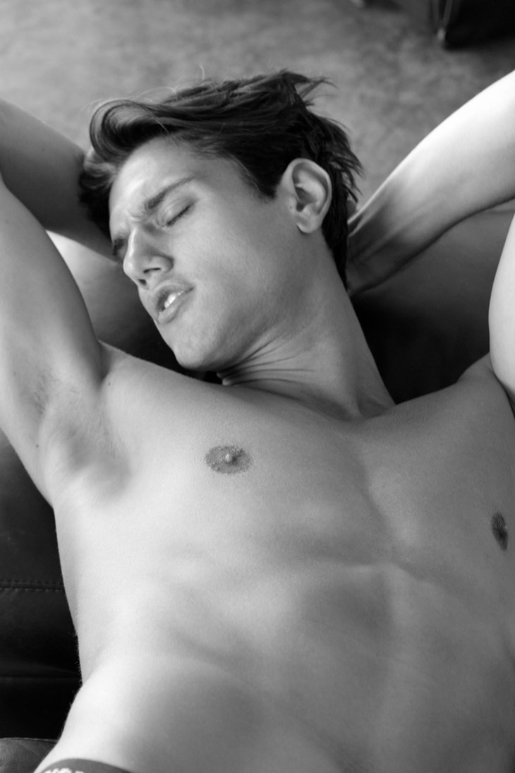 shirtlifting:  Marco Castelli