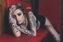 ilovetattoedpeople:  Follow me ILTP  