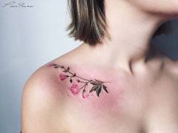 cutelittletattoos:  Geranium tattoo on the