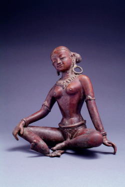 arjuna-vallabha:  Parvati, newari sculpture