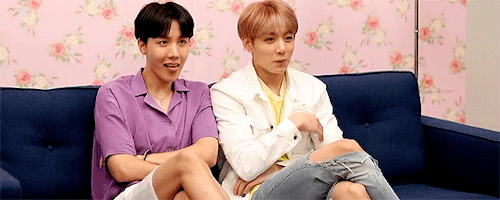 bangthebae: explain to me they’re not watching porn
