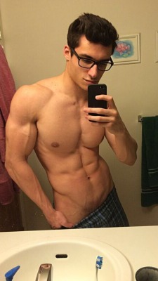 str8snapbait:   BAITED STRAIGHT BOYS from SNAP Here! 