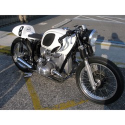 BMW R90 (returnofthecaferacer.com) #xdiv #xdivla #la #losangeles #follow #pma #shirts #brand #mensfashion #diamond #staygolden #like #x #div #clothing #apparel #ca #california #lifestyle #bmw #r90 #caferacer #motorcycle #fast #oldschool #bike