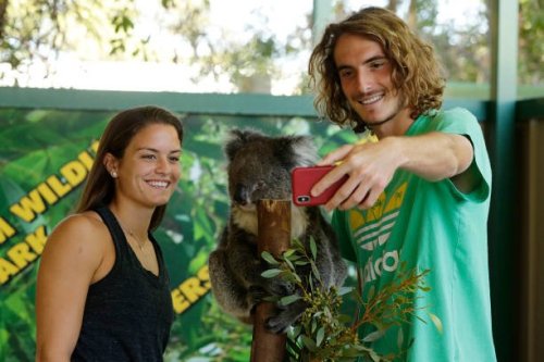 Maria Sakkari and Stefanos Tsitsipas during Hopman Cup 2018 (via x)