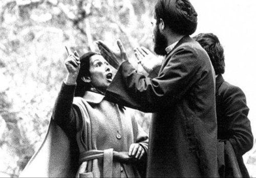 farsizaban:An Iranian women debating a Mullah during a protest on Women’s day 1979 in TehranThousand