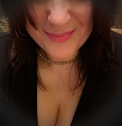 submissiveinclination:  The best part of feeling better is that i get to go out and have some fun with friends!  Later Tumblrverse… ~smile~