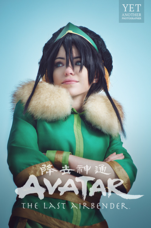 tophwei:  My winter Toph original ^^ i dont have fantasy, so… maybe its not cool costume =D But.. Toph in Russia XD [DEVIANTART] [TWITTER] [FACEBOOK] 