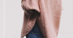 Just Pinned to Outfits with Denim Jeans that I really like: The ultimate sweater http://ift.tt/2ihFgB8