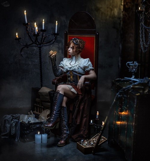 imickeyd:  The Queen of lost treasures by Alexander Bootsman
