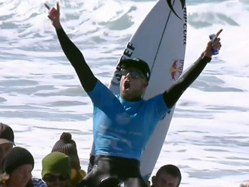 cbssurfer:Mick gets his forth Bells title