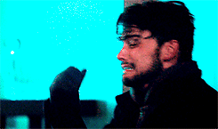 phlpsheas:  Hair gel’s got i c e in his veins. 