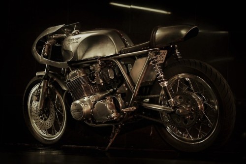 rebelsmachine:  Honda CB 750 Motorcycle by Raccia Motorcycles …