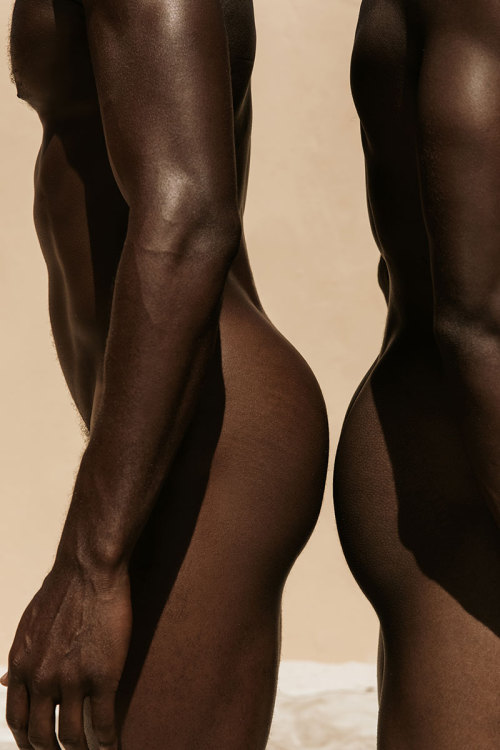 minhamemoriasuja:  Anilton Cabral &amp; Uriah Harris Fotografia: Michael Oliver Love