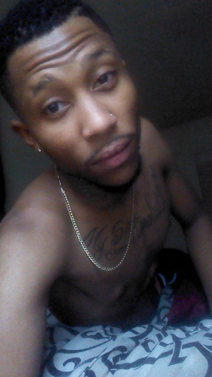 cloudzz89:  sixfeet5:  lendell-akeem:  sixfeet5:  #SIXFEET5 💦💦💦  He sexy