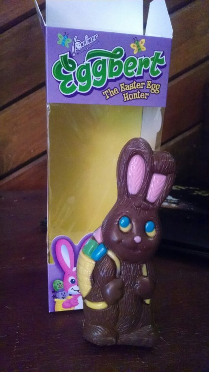 whatdoyouread-mylord:PUT THE BUNNY BACK IN THE BOX