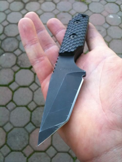 knifepics:  by Strider