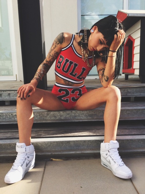 morbid-mindset:  23 for my babe Miley x