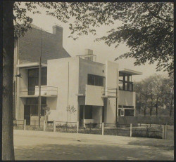 geo-metrie:  Schwitters, Kurt  Exterior view of the southwest and southeast façades of Schröder House, Utrecht, Netherlands, 1924 by Ross WolfeGerrit Rietveld’s De Stijl masterpiece in Utrecht. 