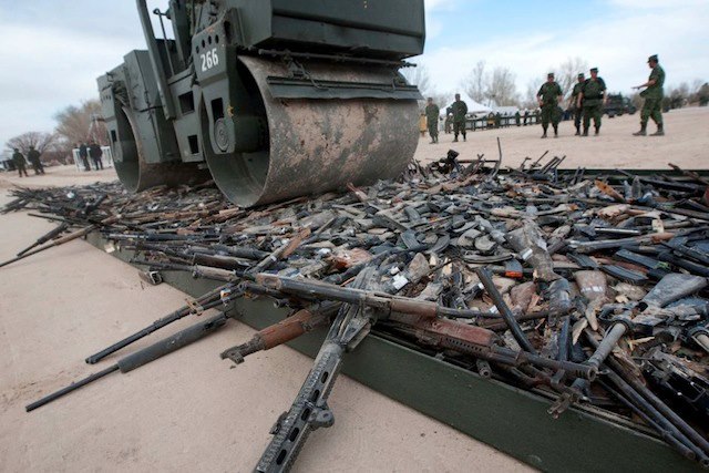 sugashane:     A LITTLE GUN HISTORY In 1929, the Soviet Union established gun control.