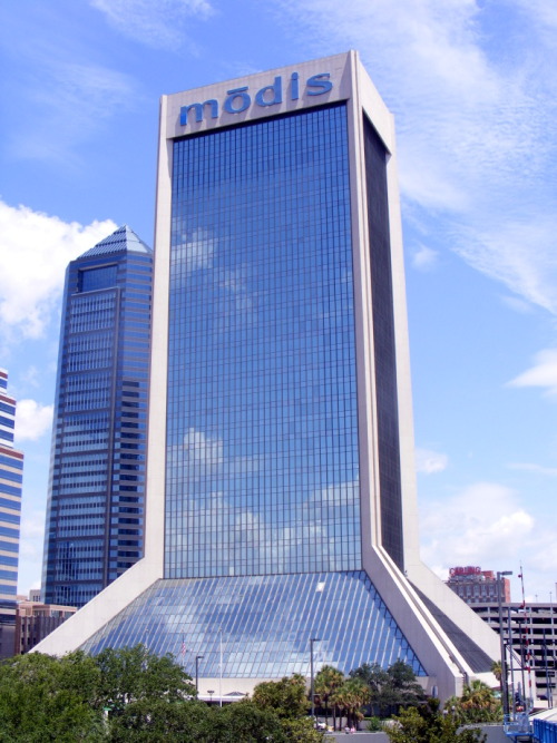 bauzeitgeist: Modis Tower, Jacksonville, Florida. Photo by Andrew Pointin