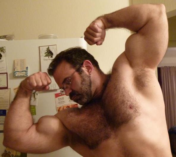 britishmusclecub:  ask 🇬🇧💪🐻 British MuscleCub