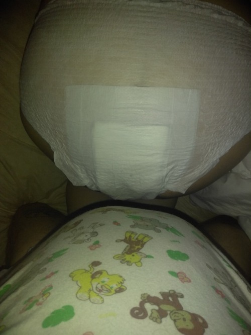 cutiediapertuties: Little fun with Mommy she loves me