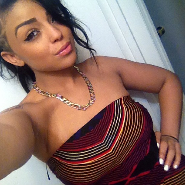 shesbombb:  http://savyshorty.tumblr.com/