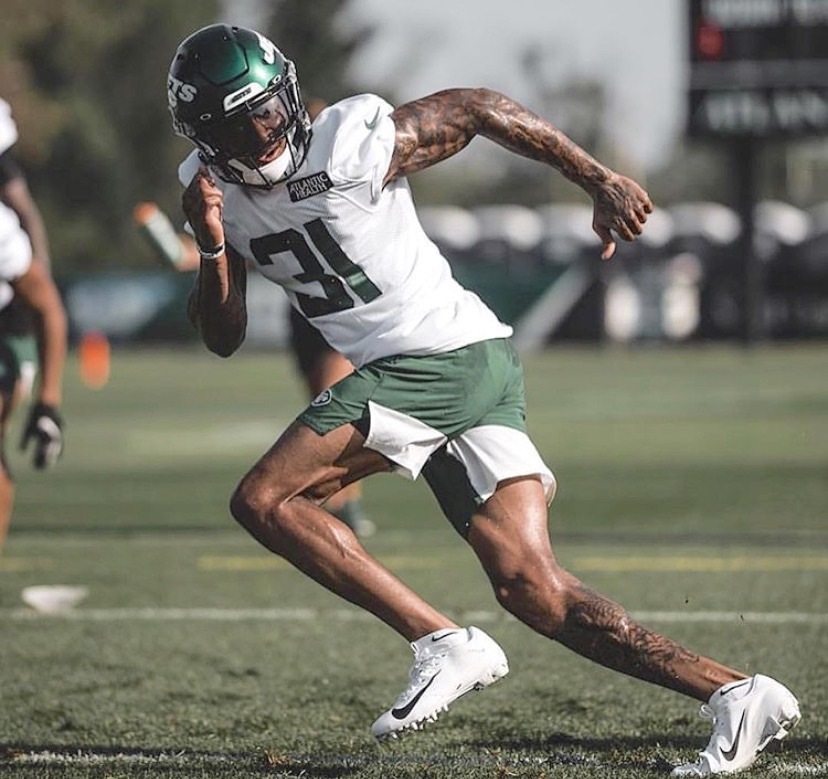 xemsays: xemsays: xemsays: xemsays: xemsays: xemsays: xemsays: xemsays: xemsays:sexy New York Jets football star:  DERRICK JONES 🍆 🏈  natural sex appeal 😈👅his sexy, slim self 😈🍆👅