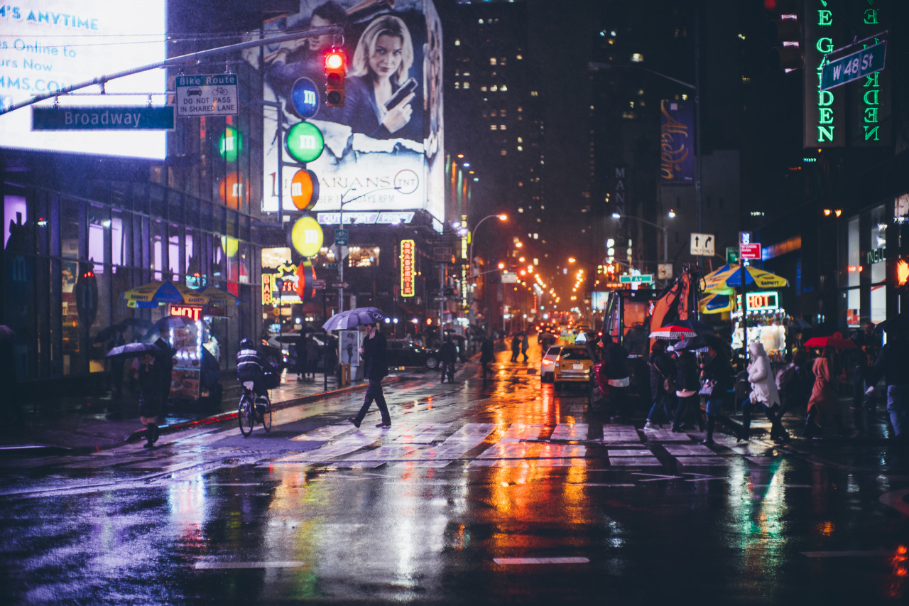 djkrugman:  Rainy Daze in New York City. Midtown, Manhattan, November 2015.  Photography