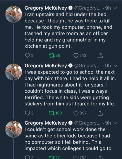 themartinimun: elierlick:A truly moving story via Gregory McKelvey. Removing police from school