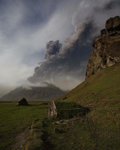 hammer-ov-thor:Eyjafjallajökull Volcano, Iceland