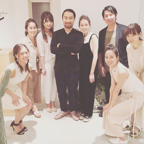 LA在住ヘア＆メイクアップアーティストの 三苫 愛さんをつくる10