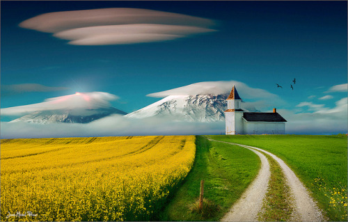 Borderline by Jean-Michel Priaux on Flickr.