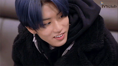 han-jisung:  jisung x IVY club