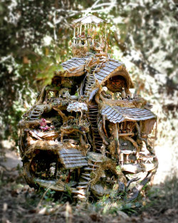 gardenoflions:  Fairy House For Twenty-One