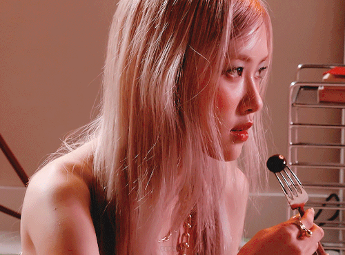 ROS FIRST SINGLE ALBUM -R- MAKING FILM