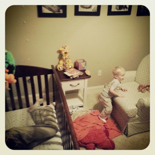#fmsphotoaday #photoadaydecember #makesyoufeelmerry Playtime! & @bjackson010 In The Crib ;)