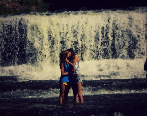 the-inspired-lesbian:  Lovely Lesbians 