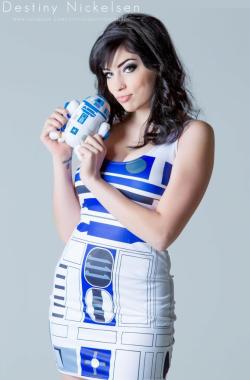 starwarsgonewild:  R2-D2 @ Destiny Nickelsen