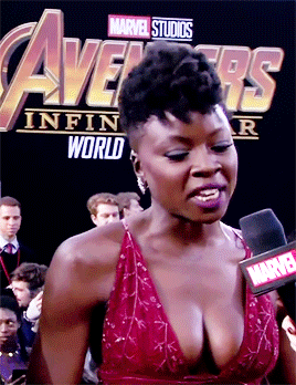 purpleblckorbits:danaisokoye:Danai Gurira at the Avengers Infinity War World Premiere  Bruh she popp