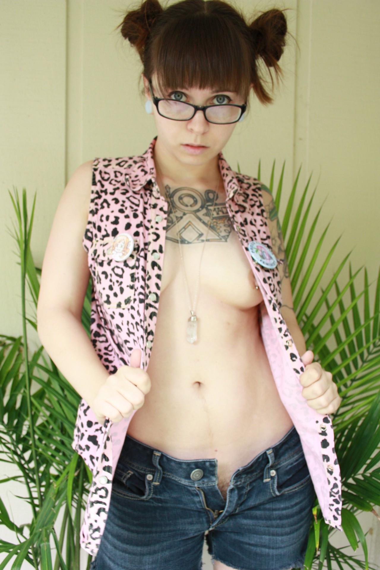 aristi-cthonia:  why are all of my favourite photos of myself so decidedly nsfw 