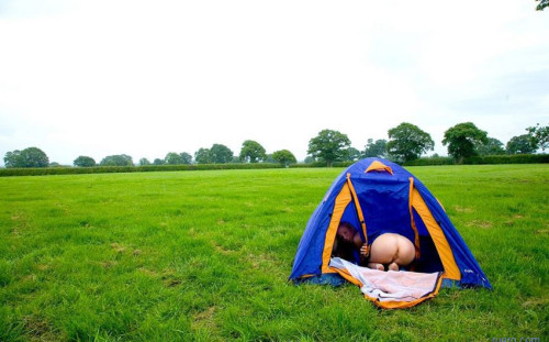 Walking by camping tents is a voyeur’s favorite hobby. You can always hope for some peeks with rewar