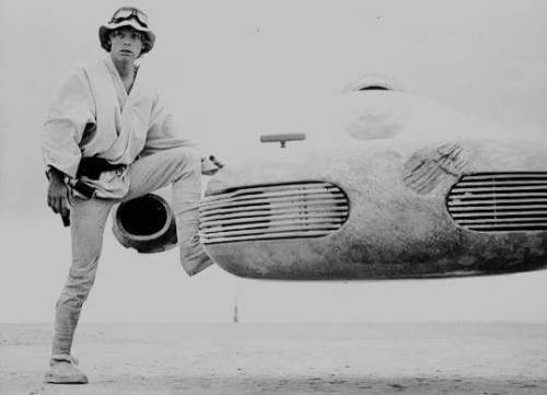 retrostarwarsstrikesback: Mark Hamill, Landspeeder, Tatioonie, Star Wars 1977 @retrostarwarsstrikesb