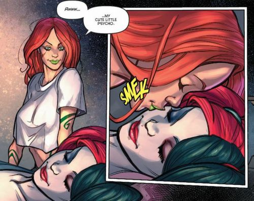 my-sins-might-be-your-tragedies:darkmoonfall: I think we all need more HarleyxIvy in our lives. I ad