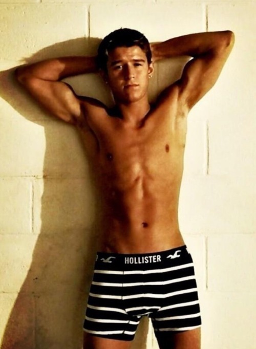 briefencounters4u:   Join BriefEncounters4u  FOLLOW my Underwear Blog AT:  http://briefencounters4u.tumblr.com/ briefencounters4u   Underwear-4-Everyone SUBMIT YOUR UNDERWEAR SELFIES TO: brief.encounters2012@hotmail.com 