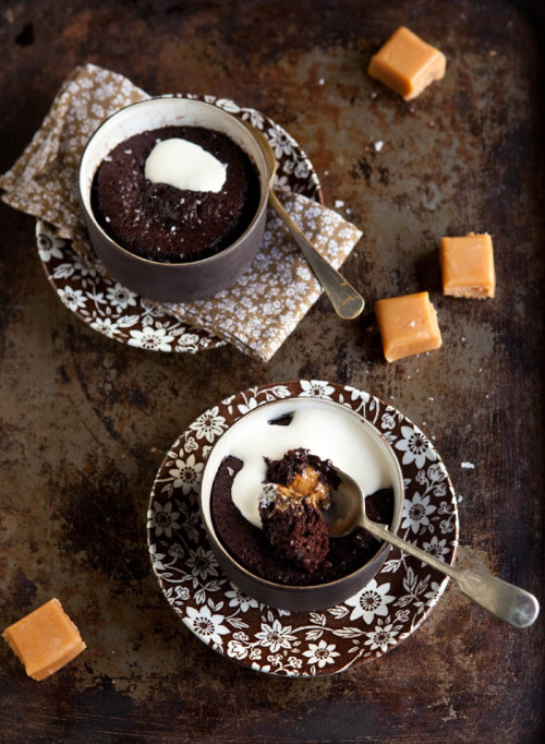 note to self!45 second chocolate pudding with salted caramel