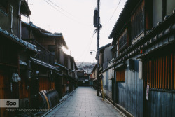 photografiae:  Gion street at morning by