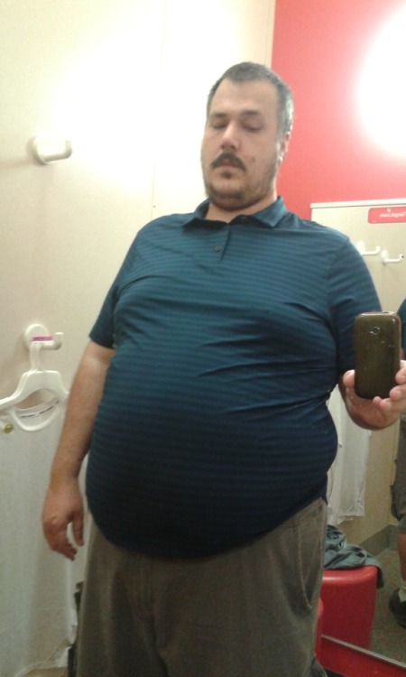 biglee2334: Gotten a bit too fat for this stores clothing selection.